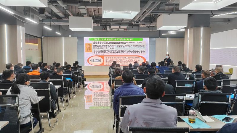 一级建造师网课：如何挑选优质品牌，提升备考效率