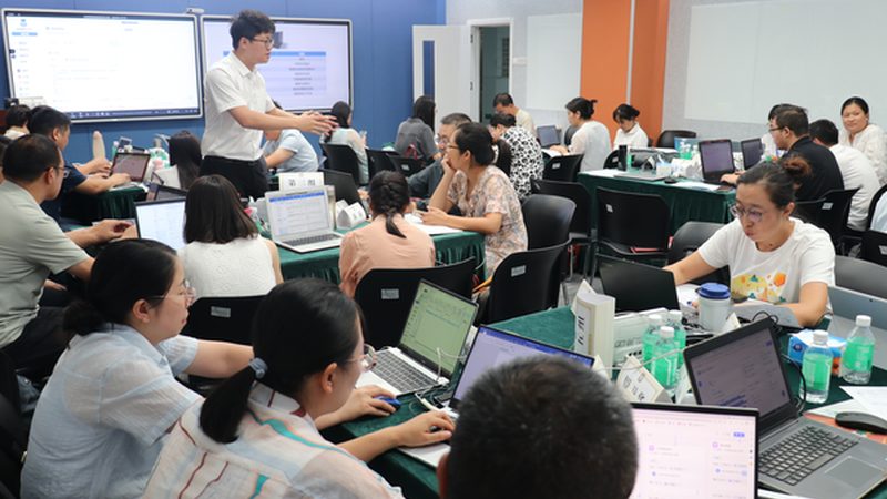 广州电工培训学校收费标准揭秘：如何选择性价比高的课程